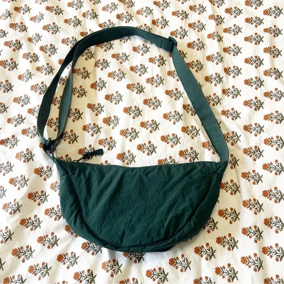 Amazon Nylon Dark Green Crossbody Bag - Picture 1 of 5